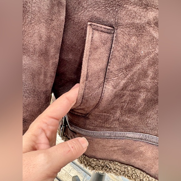 ✨ Vintage Danier Essentials Shearling Jacket ✨ - Picture 11 of 17